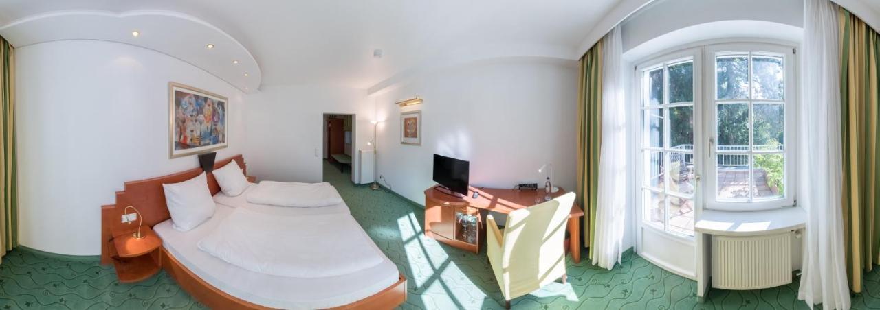 Hotel Villa Im Park Дюселдорф Стая снимка
